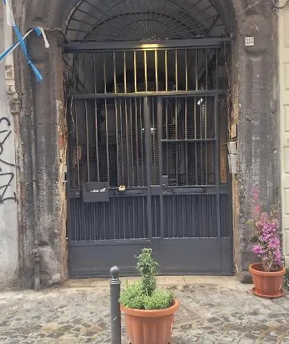 Гостевой дом Tribunali Platamon Неаполь