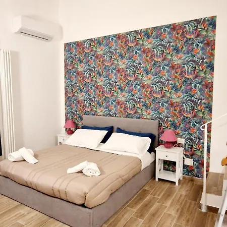 Tribunali Platamon 4* Νάπολη