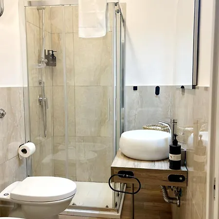 Tribunali Platamon 4* Neapel